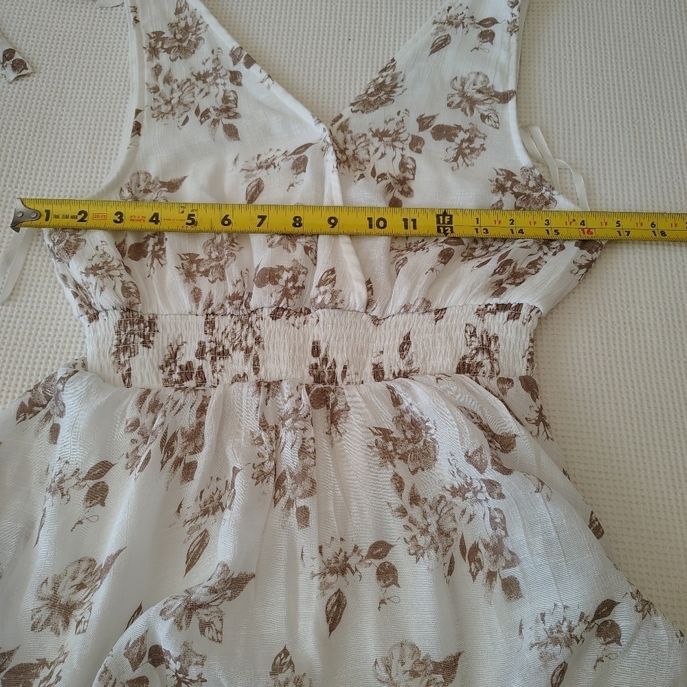 J GEE Floral White and Brown Maxi Dress Size S - Picture 3 of 8
